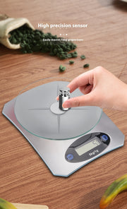 High precision Mini Kitchen Scale Digital Weighing with calibration weight, emphasizing sensor accuracy for food measurements.